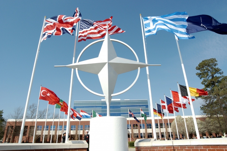 Jövő szeptemberben Dél-Walesben lesz a következő NATO-csúcs