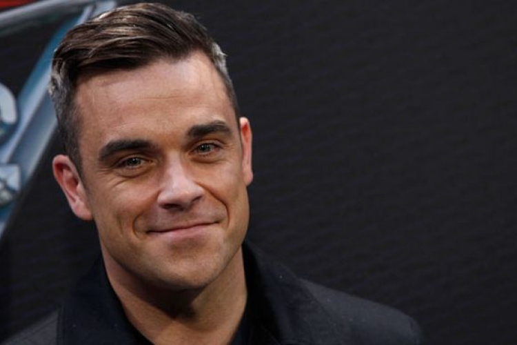 Robbie Williams új lemeze az ezredik listavezető album Nagy-Britanniában