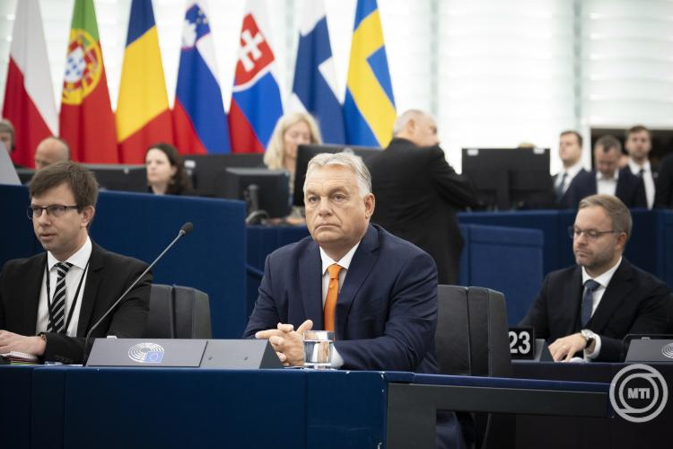 EU-elnökség - Orbán Viktor: azért jöttem, hogy ébresztőt fújjak