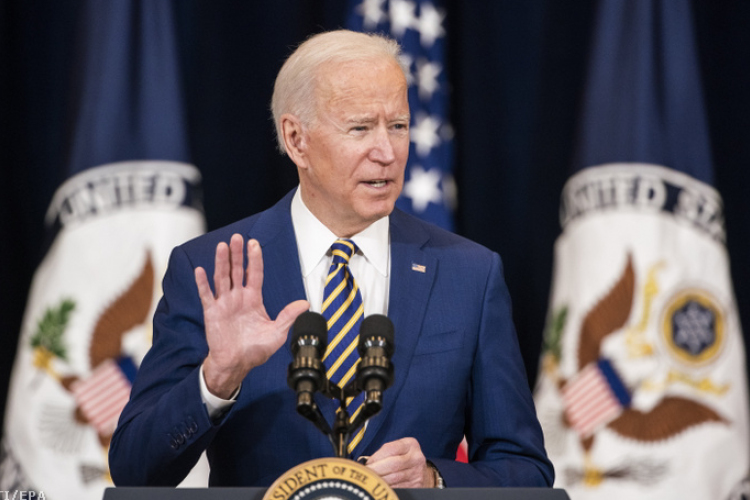 Egy felmérés szerint az amerikaiak háromnegyede nem szeretné, ha Joe Biden újra indulna az elnökségért