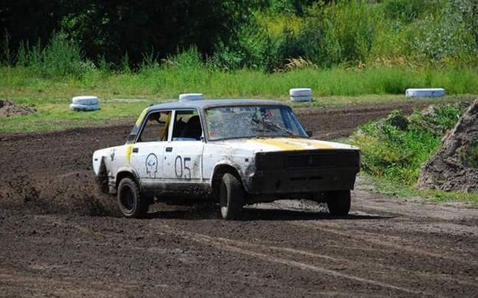 László Botond Flórián és a Keceli Autocross